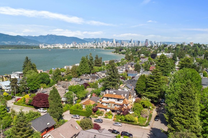 Photo 39 at 3422 - - 3424 W 2nd Avenue, Kitsilano, Vancouver West