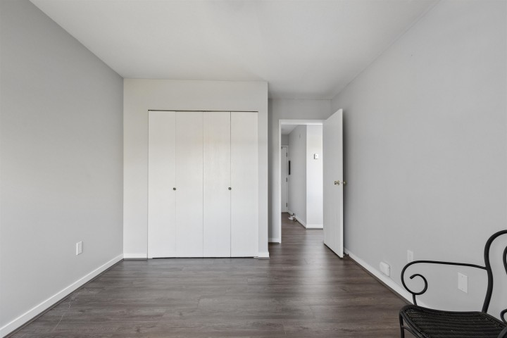 Photo 16 at 303 - 458 E 44th Avenue, Fraser VE, Vancouver East