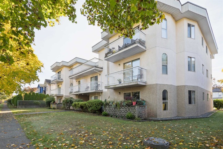 Photo 22 at 303 - 458 E 44th Avenue, Fraser VE, Vancouver East