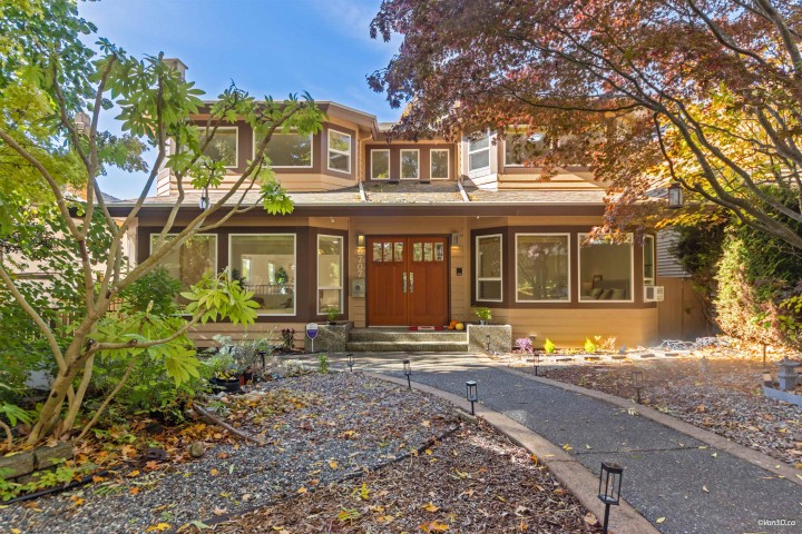 Photo 2 at 6707 Laburnum Street, Kerrisdale, Vancouver West