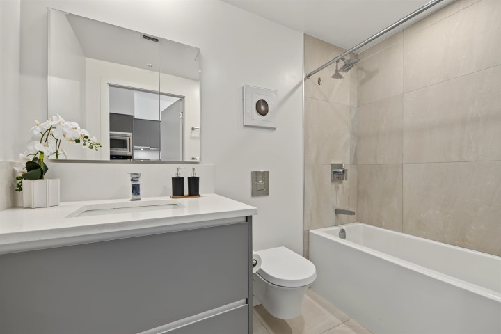 Photo 14 at 508 - 180 E 2nd Avenue, Mount Pleasant VE, Vancouver East