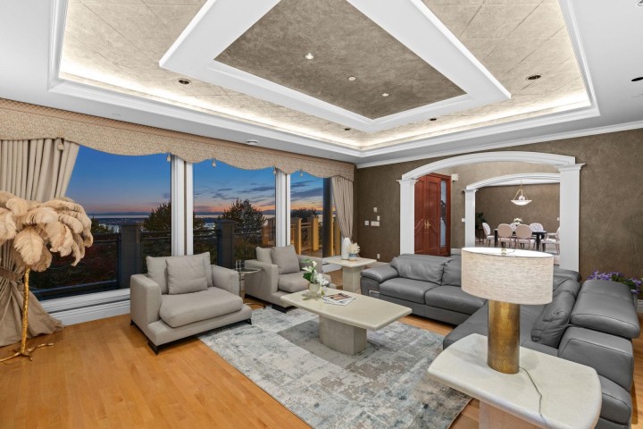 Photo 6 at 1579 Errigal Place, Canterbury WV, West Vancouver