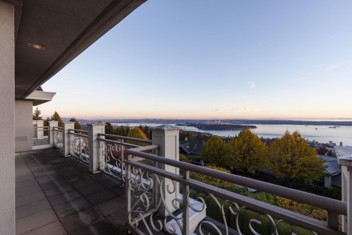 Photo 31 at 1579 Errigal Place, Canterbury WV, West Vancouver