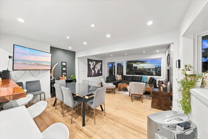 Photo 6 at 1095 W Keith Road, Pemberton Heights, North Vancouver