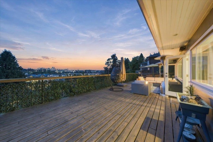 Photo 12 at 1095 W Keith Road, Pemberton Heights, North Vancouver