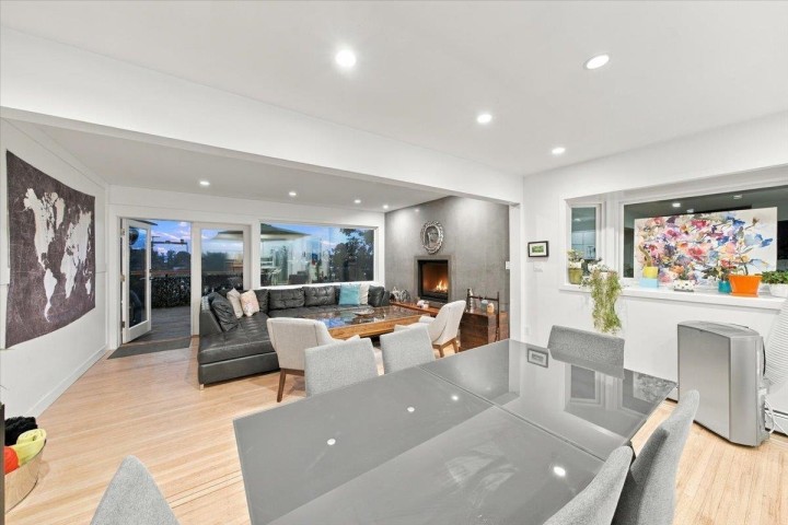 Photo 7 at 1095 W Keith Road, Pemberton Heights, North Vancouver