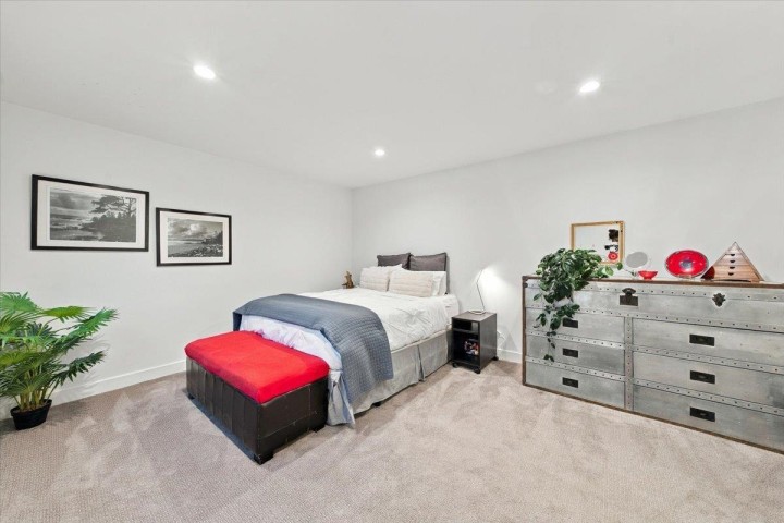 Photo 21 at 1095 W Keith Road, Pemberton Heights, North Vancouver