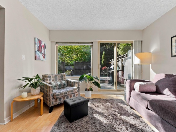 Photo 5 at 2026 Purcell Way, Lynnmour, North Vancouver