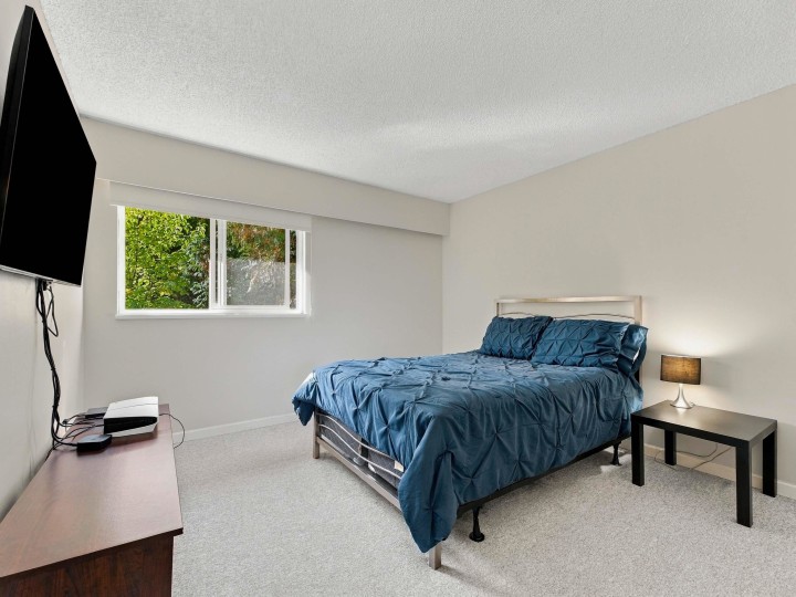 Photo 15 at 2026 Purcell Way, Lynnmour, North Vancouver
