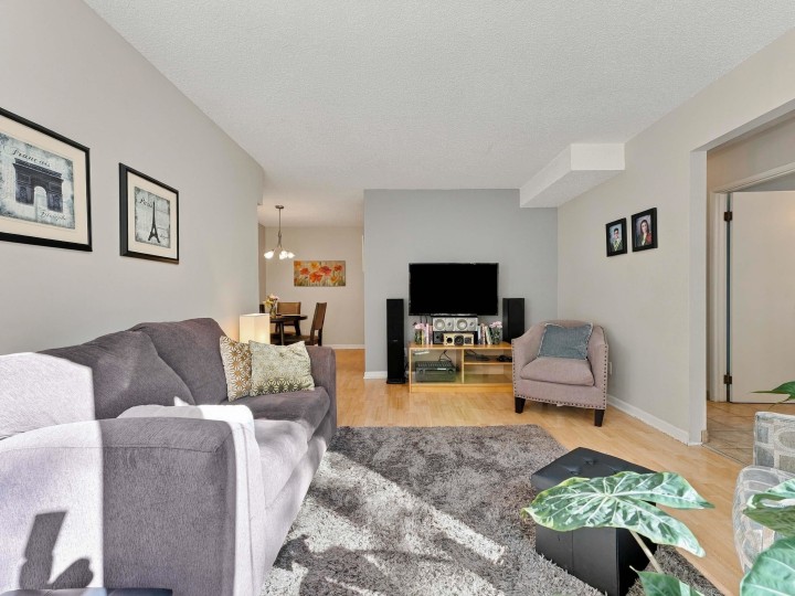 Photo 4 at 2026 Purcell Way, Lynnmour, North Vancouver
