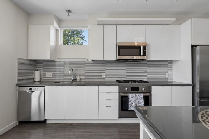 Photo 13 at 312 - 3138 Riverwalk Avenue, South Marine, Vancouver East