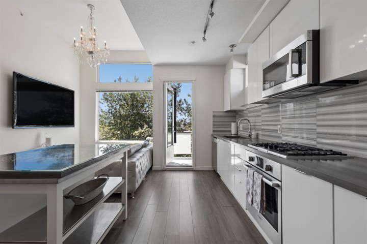 Photo 14 at 312 - 3138 Riverwalk Avenue, South Marine, Vancouver East