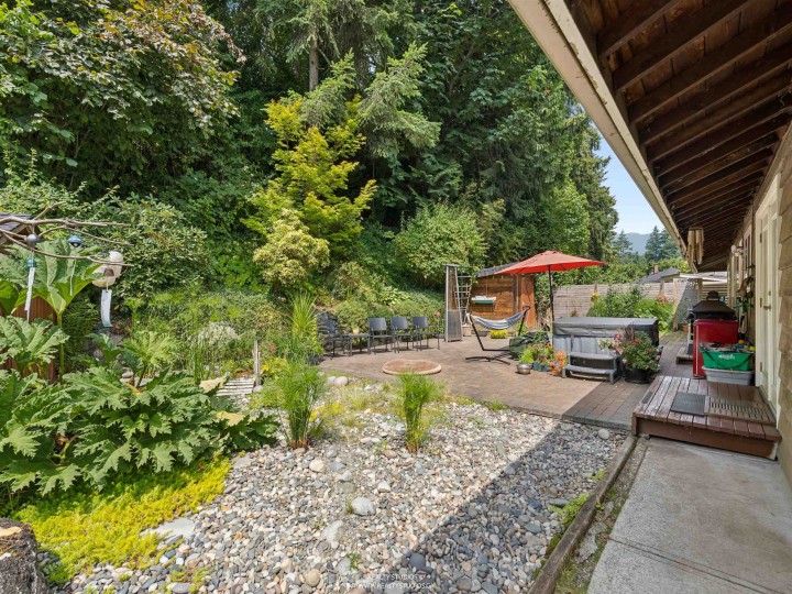 Photo 28 at 1525 Avonlynn Crescent, Westlynn, North Vancouver