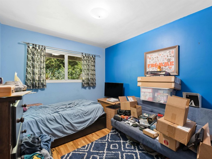 Photo 20 at 1525 Avonlynn Crescent, Westlynn, North Vancouver