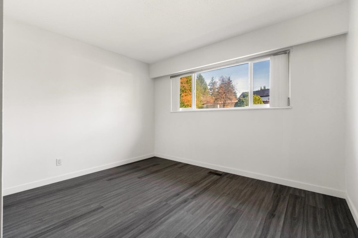 Photo 17 at 6527 Tyne Street, Killarney VE, Vancouver East