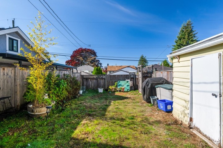 Photo 25 at 6527 Tyne Street, Killarney VE, Vancouver East