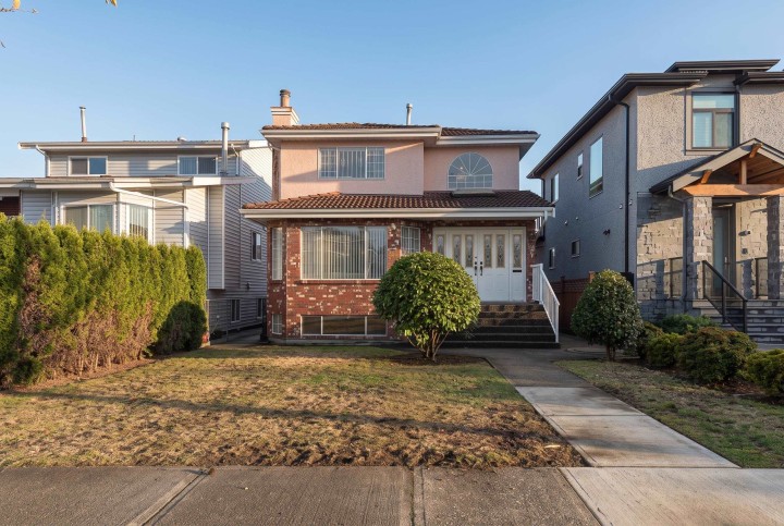 Photo 1 at 3078 E 6th Avenue, Renfrew VE, Vancouver East