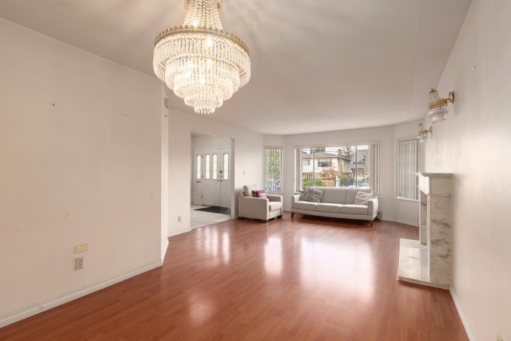 Photo 5 at 3078 E 6th Avenue, Renfrew VE, Vancouver East