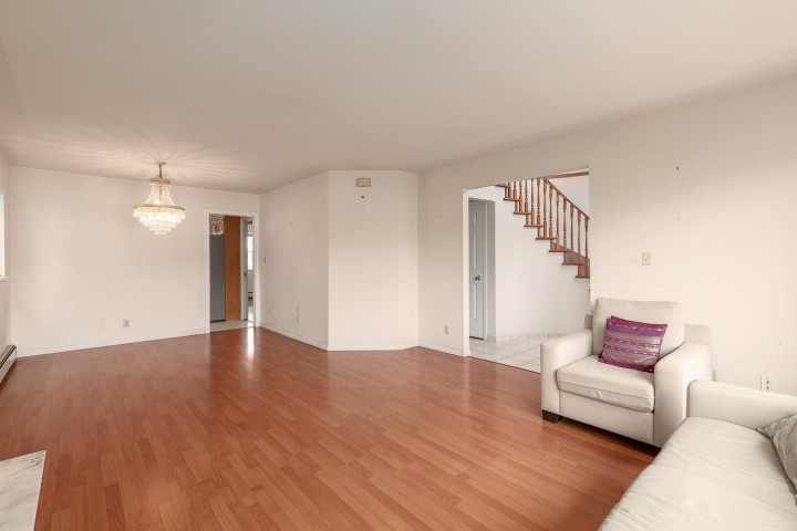 Photo 9 at 3078 E 6th Avenue, Renfrew VE, Vancouver East