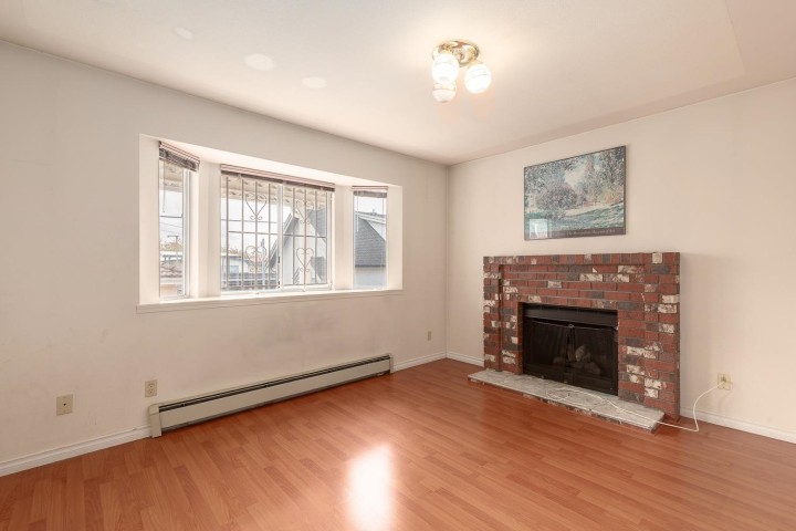 Photo 14 at 3078 E 6th Avenue, Renfrew VE, Vancouver East