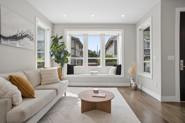 Photo 2 at 2020 Carson Court, Central Lonsdale, North Vancouver