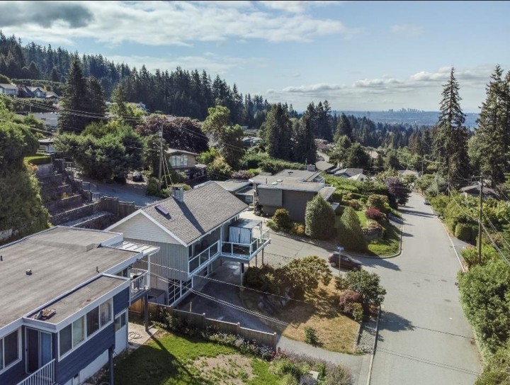 Photo 1 at 442 Monteray Avenue, Upper Delbrook, North Vancouver