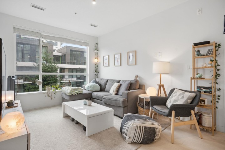 Photo 5 at 418 - 3581 Ross Drive, University VW, Vancouver West