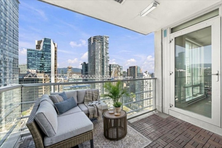Photo 8 at 2404 - 565 Smithe Street, Downtown VW, Vancouver West