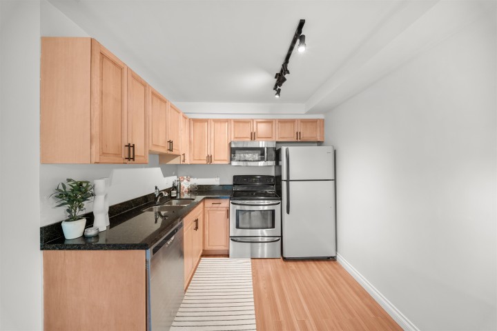 Photo 4 at 108 - 251 W 4th Street, Lower Lonsdale, North Vancouver