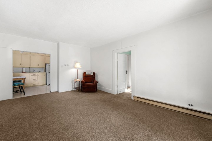 Photo 6 at 652 W 14th Street, Central Lonsdale, North Vancouver