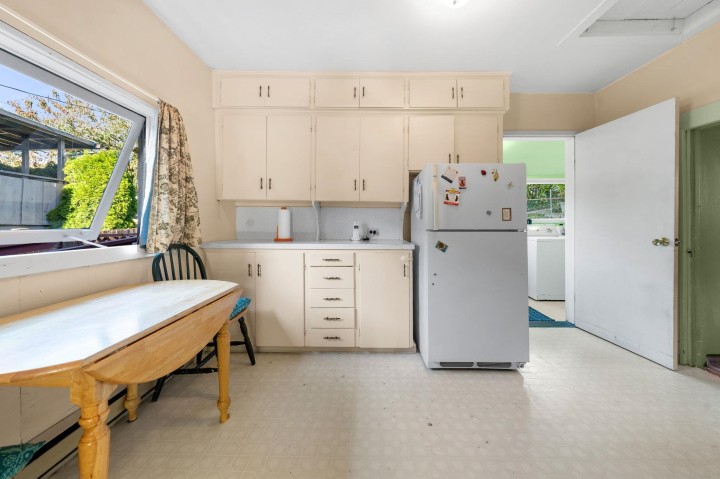 Photo 10 at 652 W 14th Street, Central Lonsdale, North Vancouver