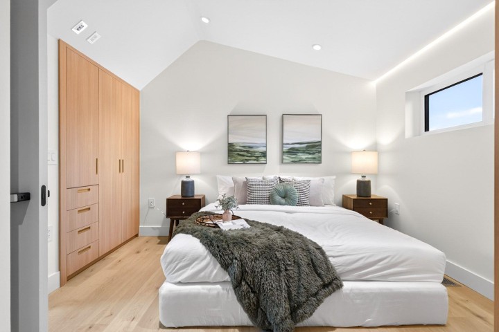 Photo 12 at 1 - 3315 W 10th Avenue, Kitsilano, Vancouver West
