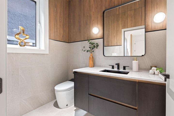 Photo 15 at 1 - 3315 W 10th Avenue, Kitsilano, Vancouver West