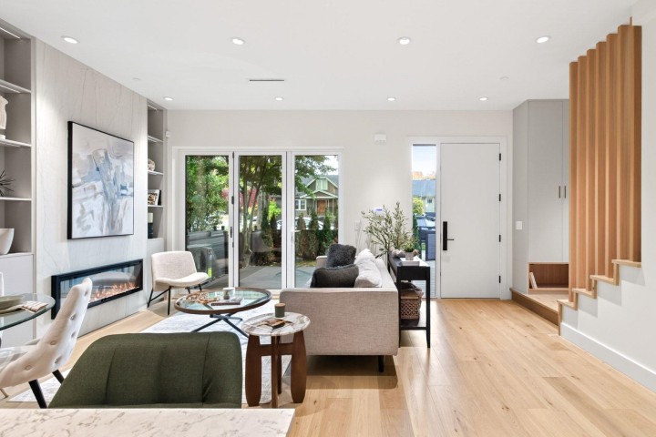 Photo 8 at 1 - 3315 W 10th Avenue, Kitsilano, Vancouver West