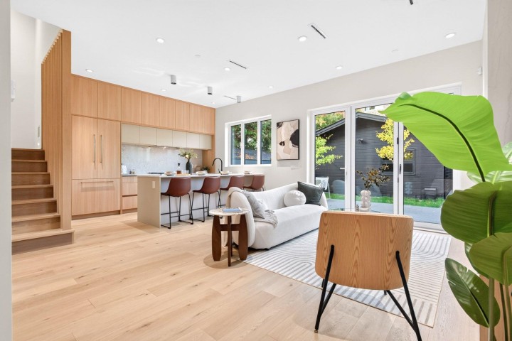 Photo 6 at 2 - 3315 W 10th Avenue, Kitsilano, Vancouver West