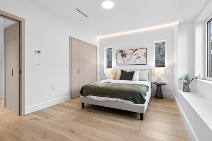 Photo 9 at 2 - 3315 W 10th Avenue, Kitsilano, Vancouver West