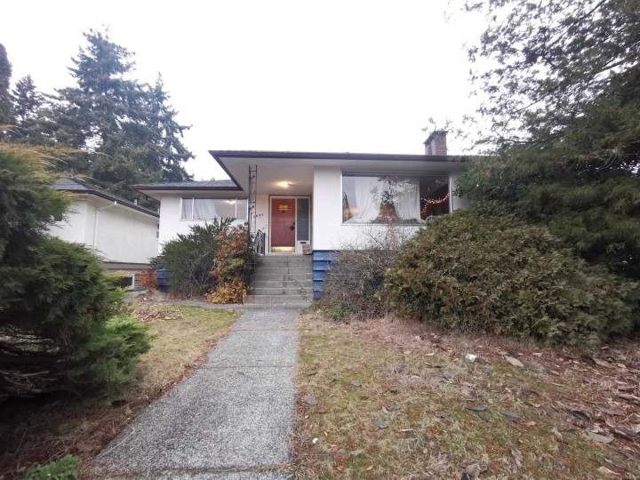 Photo 3 at 4091 W 35th Avenue, Dunbar, Vancouver West