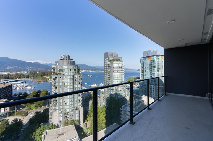 Photo 4 at 1601 - 620 Cardero Street, Coal Harbour, Vancouver West