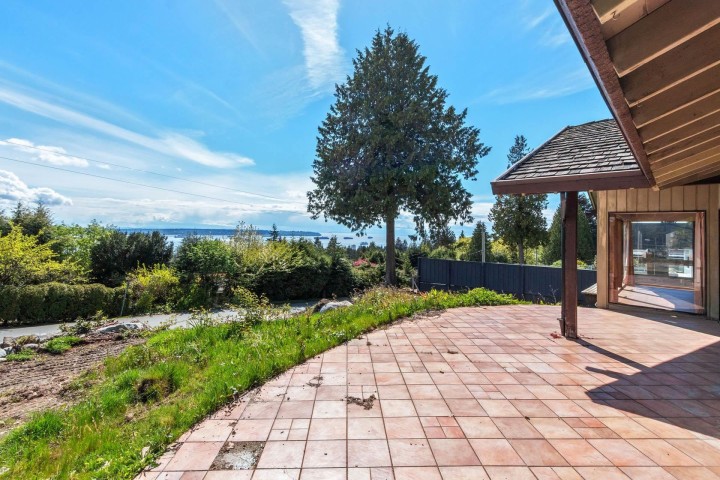 Photo 2 at 1915 12th Street, British Properties, West Vancouver