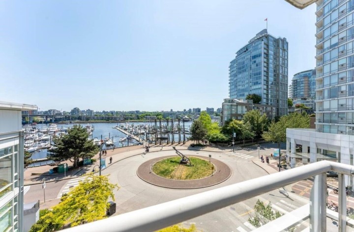Photo 28 at 501 - 1199 Marinaside Crescent, Yaletown, Vancouver West