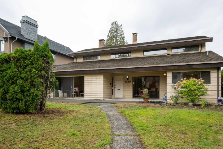 Photo 1 at 1249 W 39th Avenue, Shaughnessy, Vancouver West