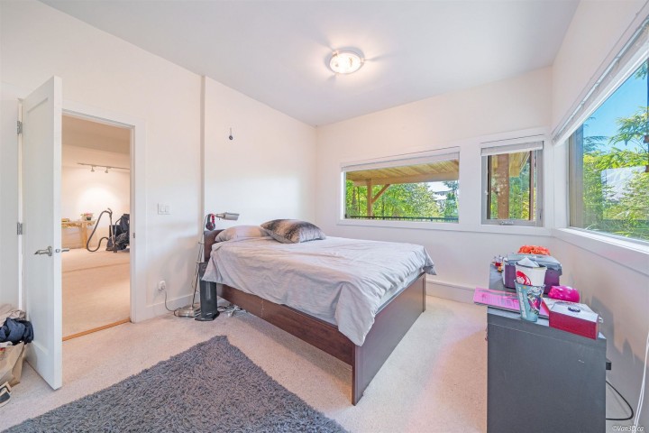 Photo 11 at 1448 Sandhurst Place, Chartwell, West Vancouver