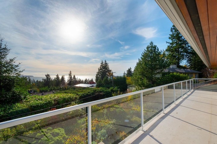 Photo 25 at 6226 Summit Avenue, Gleneagles, West Vancouver