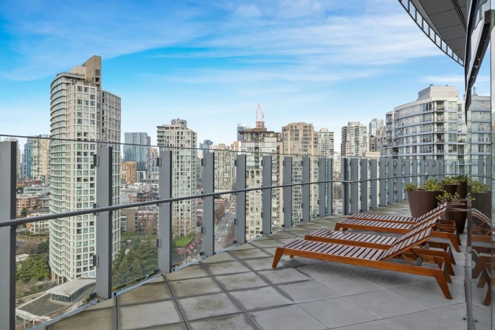 Photo 38 at 1283 - 87 Nelson Street, Yaletown, Vancouver West