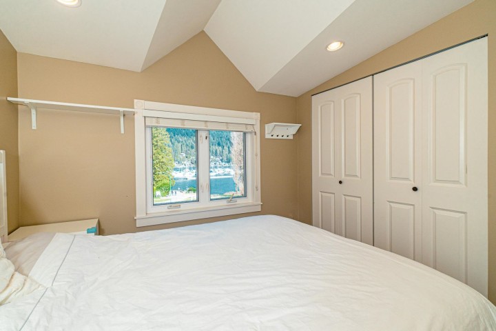 Photo 21 at 2035 Rockcliff Road, Deep Cove, North Vancouver