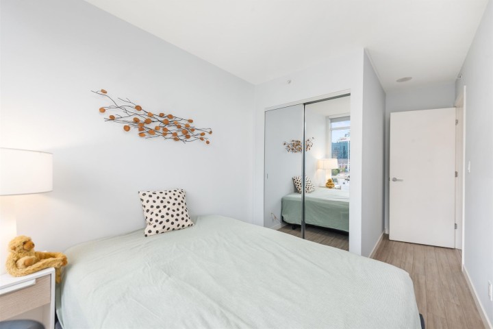 Photo 15 at 802 - 1775 Quebec Street, Mount Pleasant VE, Vancouver East
