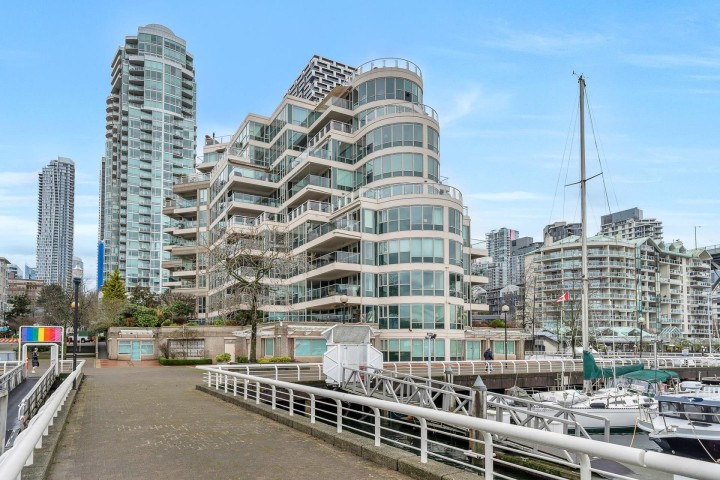 Photo 29 at 405 - 1600 Hornby Street, Yaletown, Vancouver West