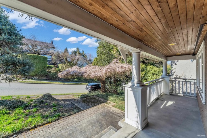 Photo 3 at 4389 Locarno Crescent, Point Grey, Vancouver West