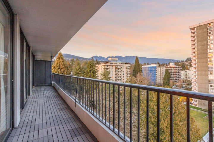 Photo 25 at 801 - 650 16th Street, Ambleside, West Vancouver