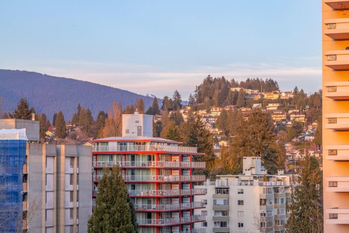 Photo 28 at 801 - 650 16th Street, Ambleside, West Vancouver